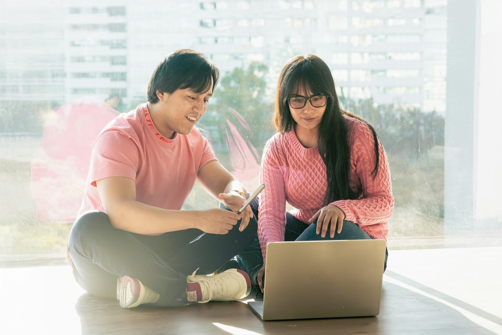 How to Navigate and Maximize the Benefits of Online Service Listings