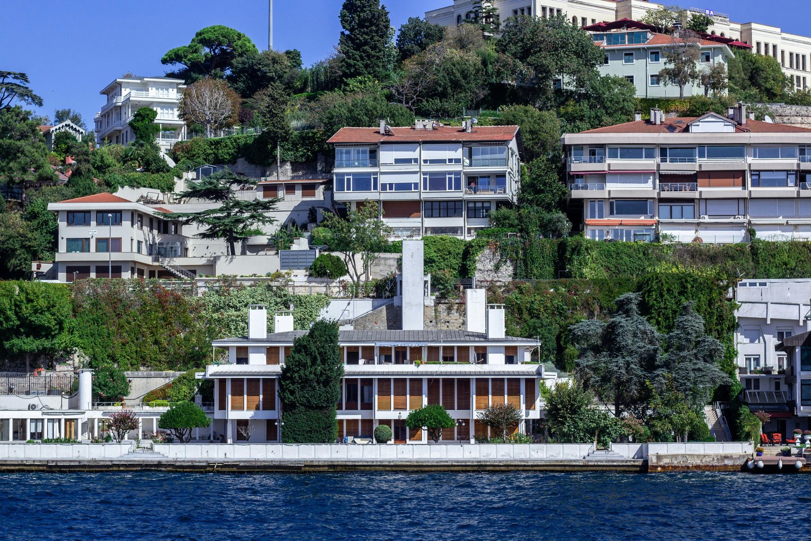 Inside the Luxurious Homes of High-Profile Stars